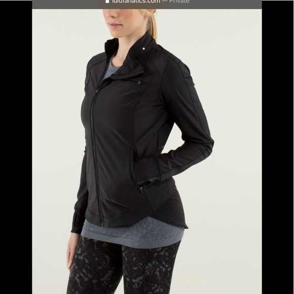 🔥Lululemon Keep It Up Jacket-Black🔥 - Picture 1 of 16